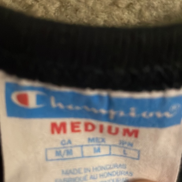 Champion T shirt Size M - Picture 3 of 3